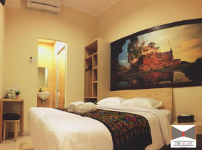 Гостиница The Alley City Hotel  Денпасар